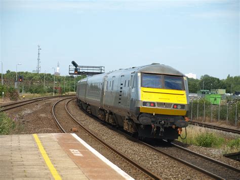 Chiltern Railways Class 68 68013 And Mark 3 Dvt 82305 Pass Flickr