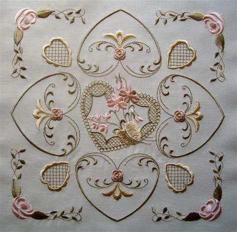 Beautiful Embroidered Quilts Machine Embroidery Designs Machine Embroidery Quilts