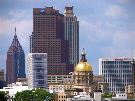 Georgia Capitol Dome And Atlanta Skyline Atlanta Ga Robert S Flickr