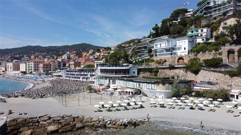 Nautilus Beach Varazze Sv Prenotazione Online Spiaggeit