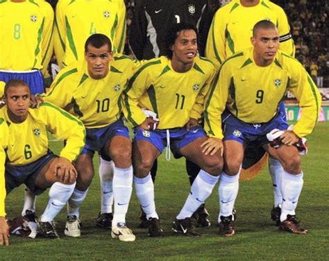 2002 年巴西国家队的 3r 组合是种什么样的存在？ 知乎