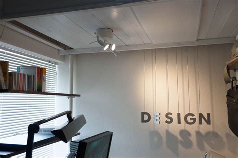I found two inspirational photos of flush mounted ceiling lights i wanted. Attach Tross to lofts bottom by using lighting connector ...
