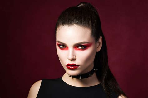 How To Make A Vampire Costume