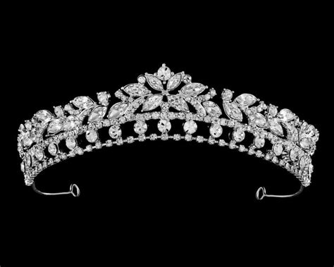 Dazzling Silver Plated Rhinestone Bridal And Quinceanera Tiara