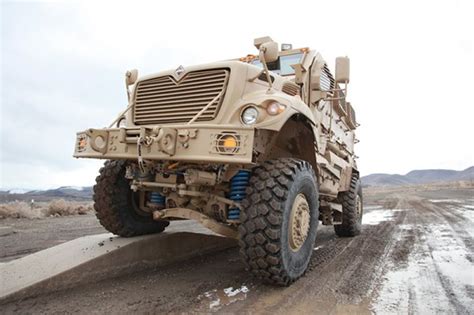 Louis, mo kansas city, mo north platte, ne denver 13.5 dragging equipment detector equipped with radio transmitted verbal defect indicators each car is to be considered equipped with a standard type coupler unless it is known the car is equipped. Navistars MaxxPro: 1st Place in MRAP Orders | Military ...