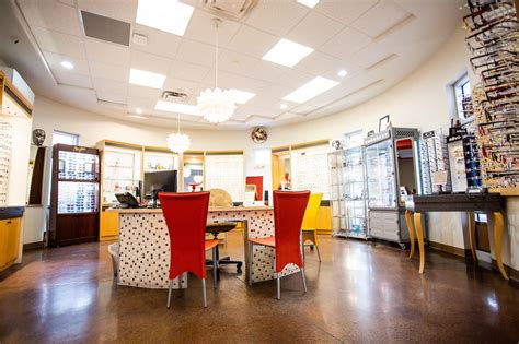 Southwest eye institute is your source in west texas and new mexico for advanced eye care services and treatments including lasik, cataract surgery, pterygium, glaucoma, diabetic retinopathy, eyelid surgery, comprehensive eye exams and much more. Our Facility | Pholvichitr Eye Care | El Paso, Texas