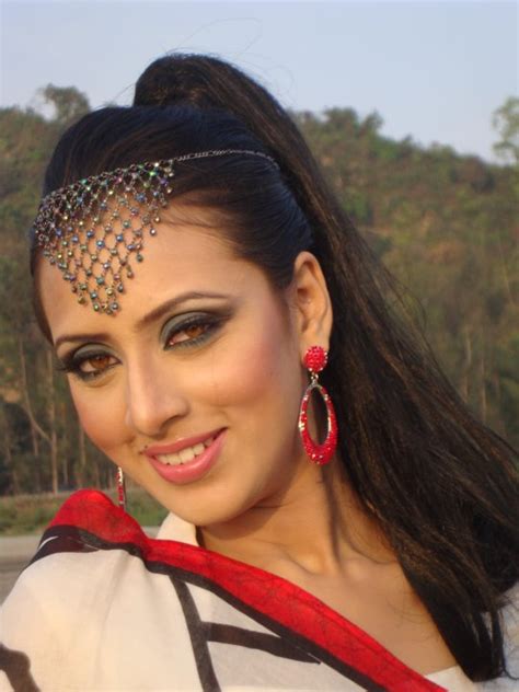 Bangladeshi Actress Model Singer Picture Bidya Sinha Saha