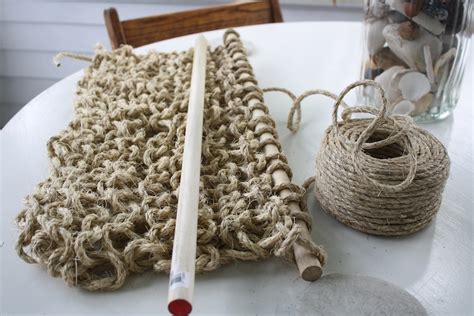 Learn How To Knit A Natural Sisal Rug Easy Diy Merrypad