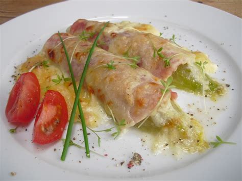 Chicoree mit Schinken und Käse überbacken von Michaiscooking