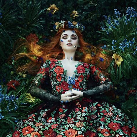 Photographer Creates Scenes And Queens Right Out Of A Fairytale Bella