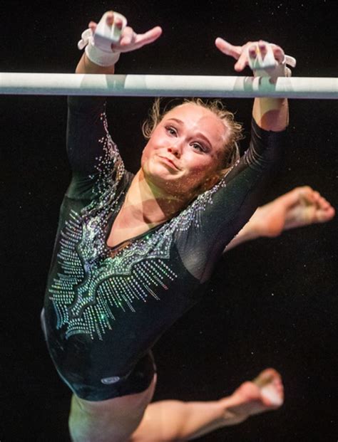 With the popularity of the girl, who is shown as one of the most important athletes in russia, there is an increase in her net worth. Artistieke Melnikova uitdager krachtturnster Biles | De ...