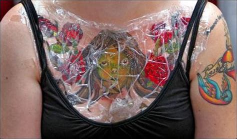 Other signs include pustules, weeping of the ink (where clear fluid—or plasma—begins to ooze out), or worsening pain. Tattoo Infections - Paperblog