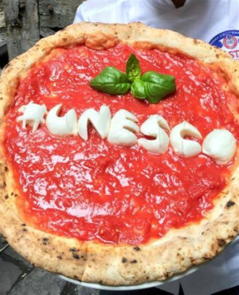 La Ricetta Della Pizza Perfetta Secondo Gino Sorbillo Il Fatto Quotidiano