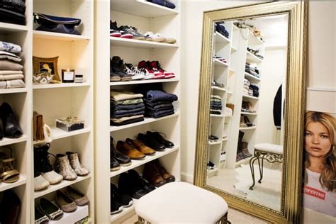 smart ways  organize  bedroom closet