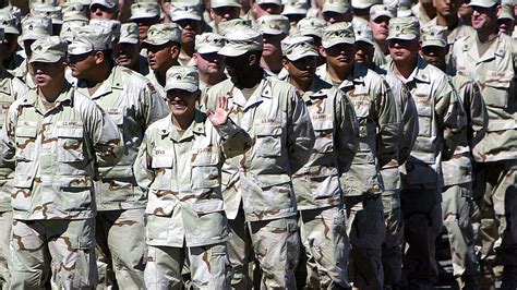 Thousands Of California Soldiers Forced To Repay Enlistment Bonuses A