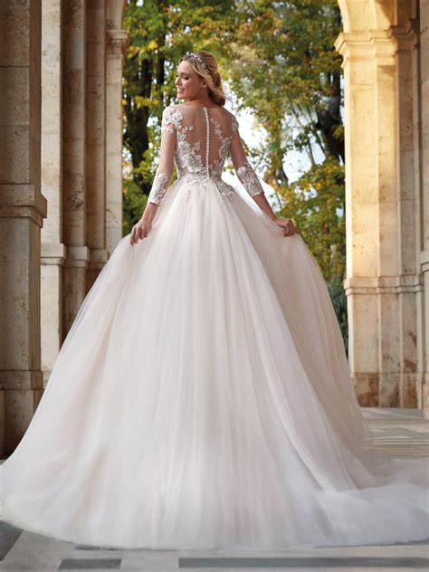 Vestito da sposa ampio in mikado plissettato, per le donne mature. Abito da sposa modello Nicole 12182 - Giardino della Sposa