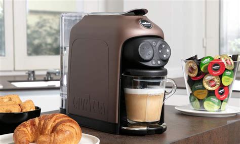 4.6 out of 5 stars 302 ratings. Lavazza Deséa: the coffee machine that froths milk ...