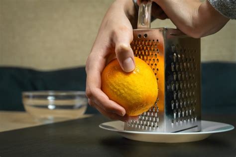 Orange Zest How To Zest An Orange In 4 Easy Ways