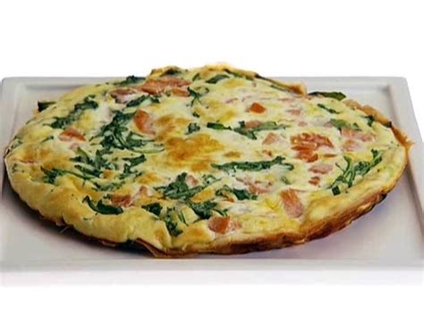 Cookies, cakes, cocktails, and more delicious uses for egg whites. Egg White Pizza | Recipe | Frittata recipes, Recipes, Egg white frittata recipe