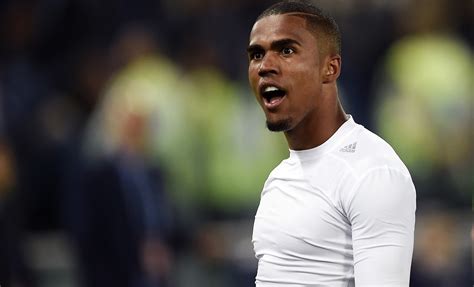 Scopri tutto sulla carriera e risultati di douglas costa su scores24.live! Douglas Costa al Gremio, è ufficiale: il comunicato della ...