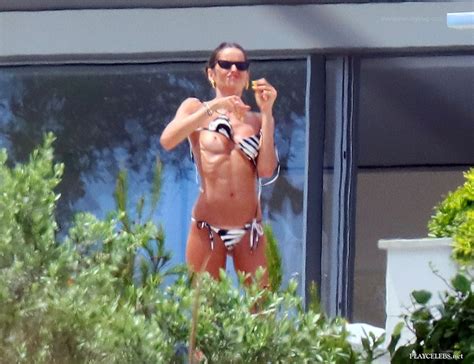 Izabel Goulart Paparazzi Topless Thong Bikini Photos Playcelebs Net