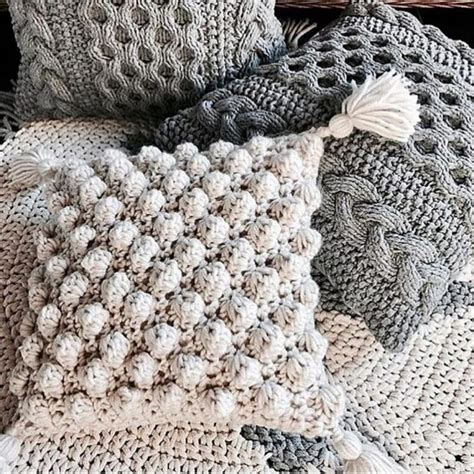 15 Free Crochet Pillows Pattern 2021 Page 11 Of 19 Hotcrochet