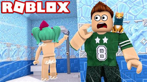We enable anyone to imagine, create, and have fun with friends as they explore millions of imme. ESPIANDO A CHICAS EN EL BAÑO | Roblox en Español - YouTube