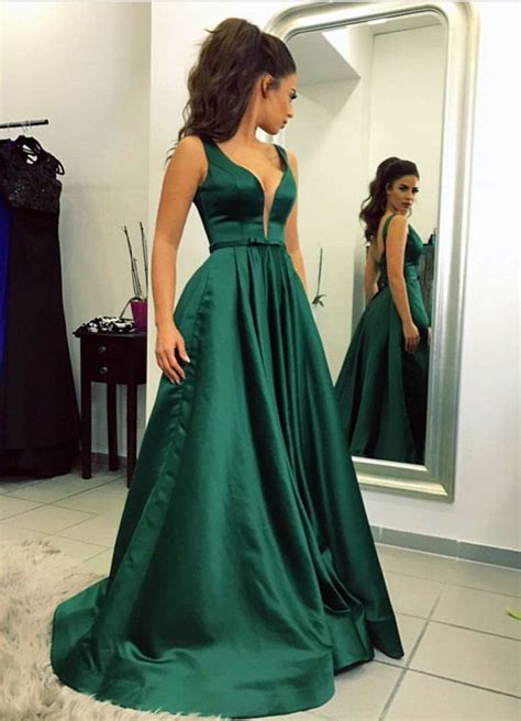 Emerald Green Satin V Neck Prom Dresses Long Backless Evening Gowns