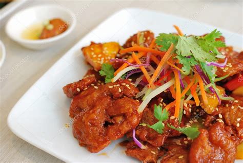 Chinese Vegetarian Sweet And Sour Pork — Stock Photo © Gnohz 5840600