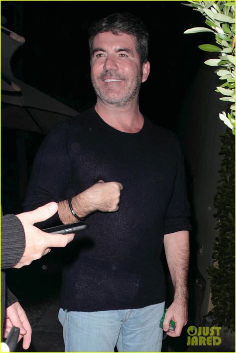 Photo Simon Cowell Dines With His Girlfriend After American Idol