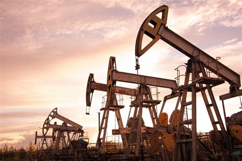 What products and uses does petroleum have outside of gasoline? Petroleum Engineering Courses - PDH Online Courses for PE