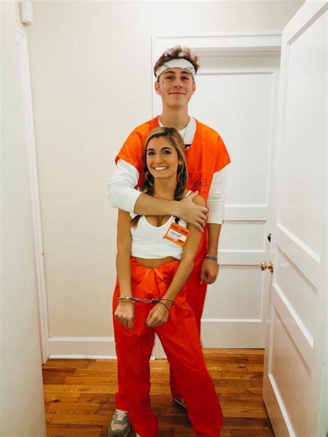 30 Funny Couple Halloween Costumes Diy Easy Creative Ideas For Scary