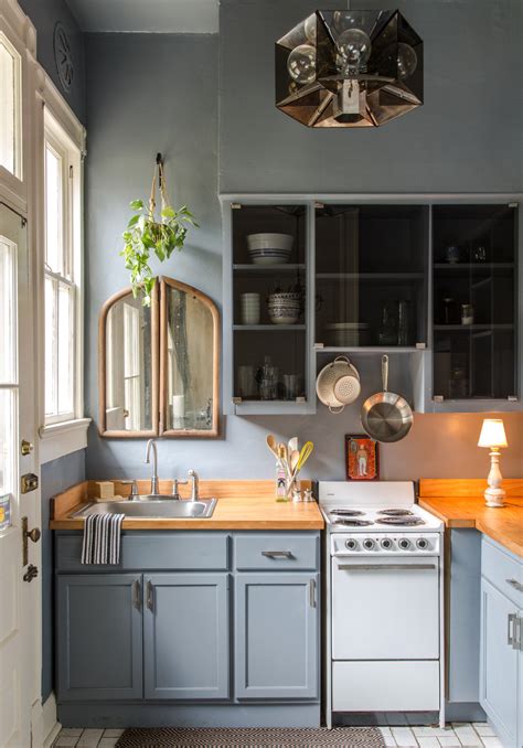 Kitchen renovation ideas give the color of the house throughout harmony, after you choose the color of your interior, bring delicate shades of the same colors included, use decoration as an highlight throughout your home. 50 Best Small Kitchen Ideas and Designs for 2021