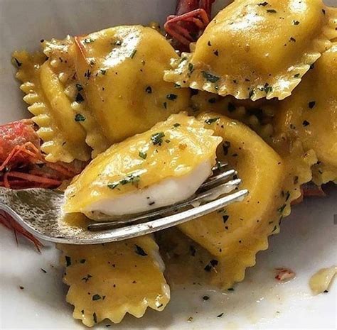 We did not find results for: Ravioli tirati a mano ripieni di formaggio con gamberi di ...