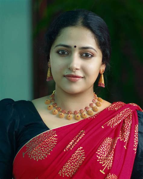 South Indian Actress Anu Sithara In Saree Photos Photos Hd Images Pictures Stills First Look