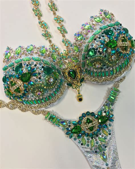 Love The Design On The Bra Carnival Outfits Belly Dance Costumes