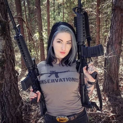 Pin By Roger Kee On Deadly But Sexy Women Girl Guns Military Girl Army Girl