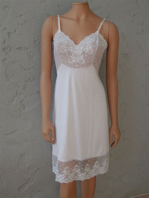 Lace Slip By Vanity Fair Size 34 Vintage Clothing By Feisty