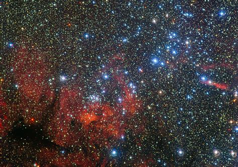 dramatic starscape helps astronomers learn about our own galaxy universe today