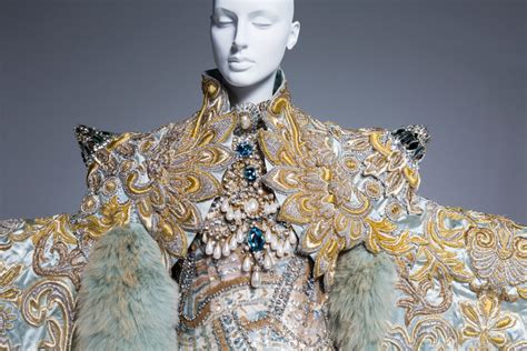Guo Peis Stunning Gowns Go On Display In Her First Us Solo Show