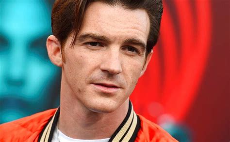 You were redirected here from the unofficial page: La exnovia de Drake Bell lo acusa de violento; lo expone en TikTok