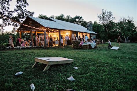 We've rounded up the prettiest barn wedding venues across the u.s. Top Barn Wedding Venues | Georgia - Rustic Weddings