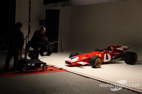 Análise técnica F1: conheça a Ferrari com tração nas quatro rodas