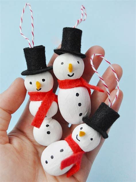 Delightful Diy Snowman Ornaments For Your Christmas Tree Diy Snowman