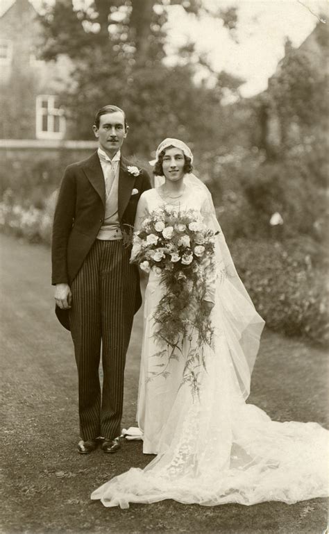 Wedding of the year.very unique and beautiful wedding. 50 Fascinating Vintage Wedding Photos From the Roaring 20s ...