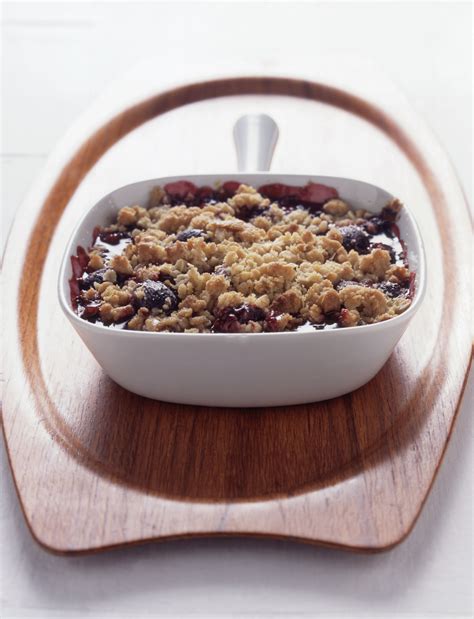 Mouthwatering Blackberry Grape Crisp Made Using Grapes From California