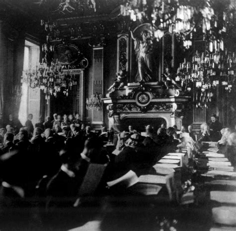 Medaille gegen den versailler vertrag, 1919 nachdem der vertrag am 22. Vertrag von Versailles 1919: So begann die (Un ...