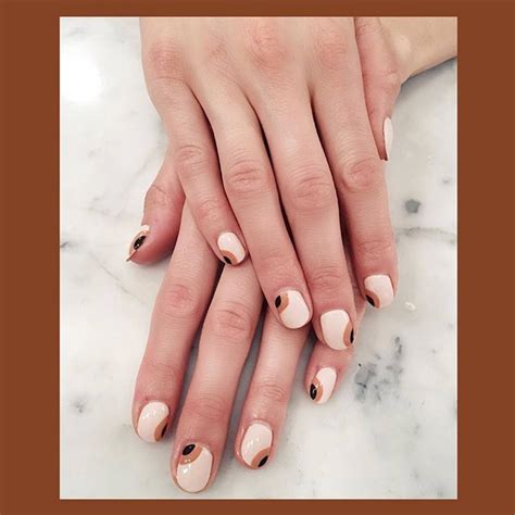 Whether you are looking for a trim or a completely different look, our stylists use the latest trends to. nails by @chillhouse NYC | Sassy nails, Hair and nails, Nails