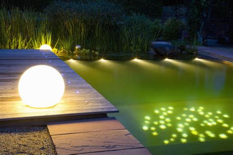 Zwei arten der beleuchtung lassen sich im garten unterscheiden: Illumination - Licht im Garten › Zinsser Gartengestaltung ...