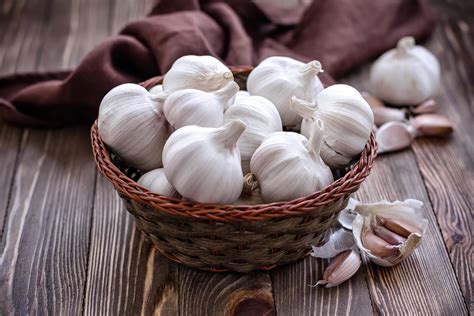 Aglio: proprietà, usi e benefici | LifeGate